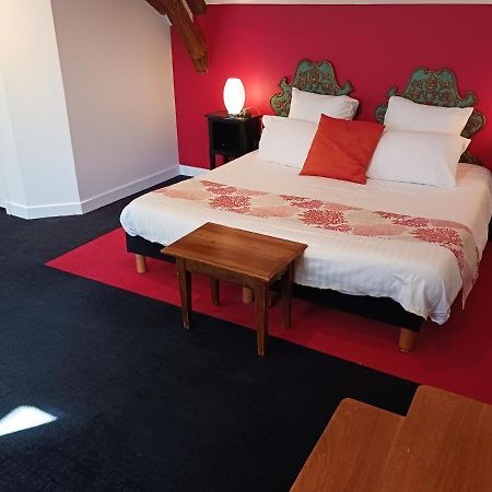 Hotel La Cognette A 25 Kilometres De Chateauroux Et 30 Kilometres De Bourges Исудён Экстерьер фото