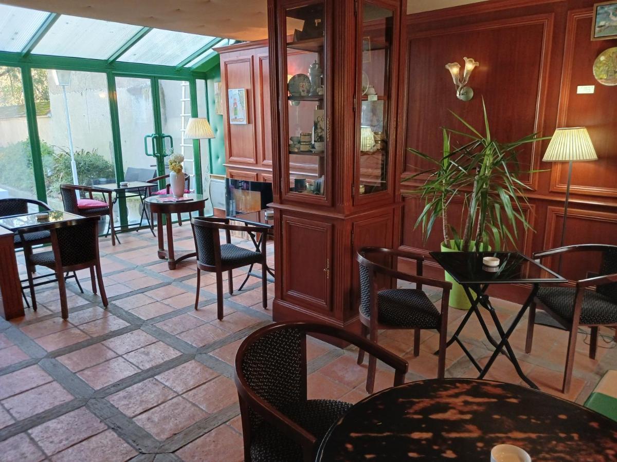 Hotel La Cognette A 25 Kilometres De Chateauroux Et 30 Kilometres De Bourges Исудён Экстерьер фото